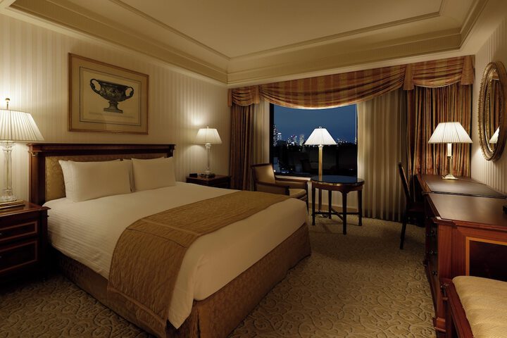 Room 7 of 43