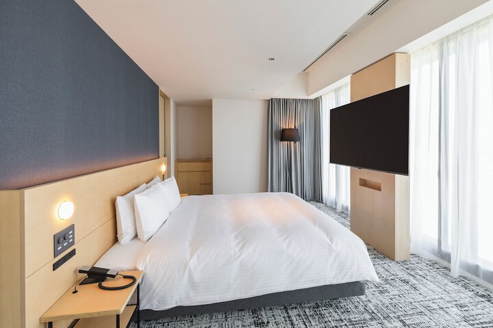 Room 8 of 53