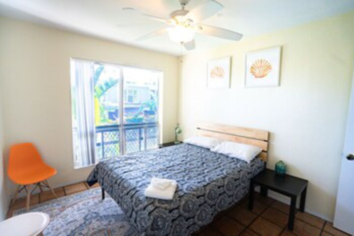 Hotel Exterior 14 of 50