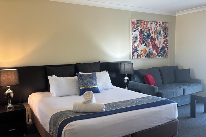 Room 18 of 157