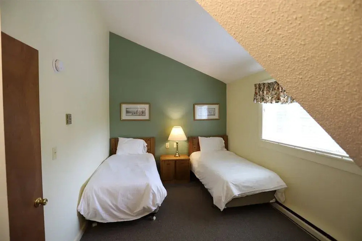 Inns of WV 301 2bd, Waterville Valley