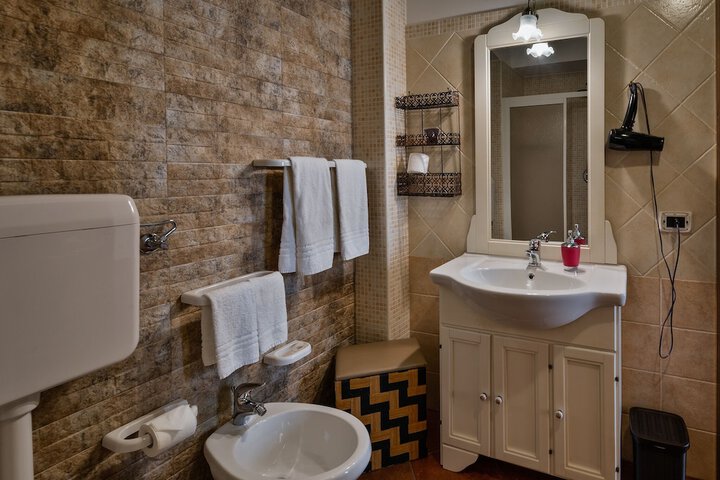 Bathroom Interior Photo