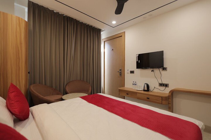 Room 22 of 83