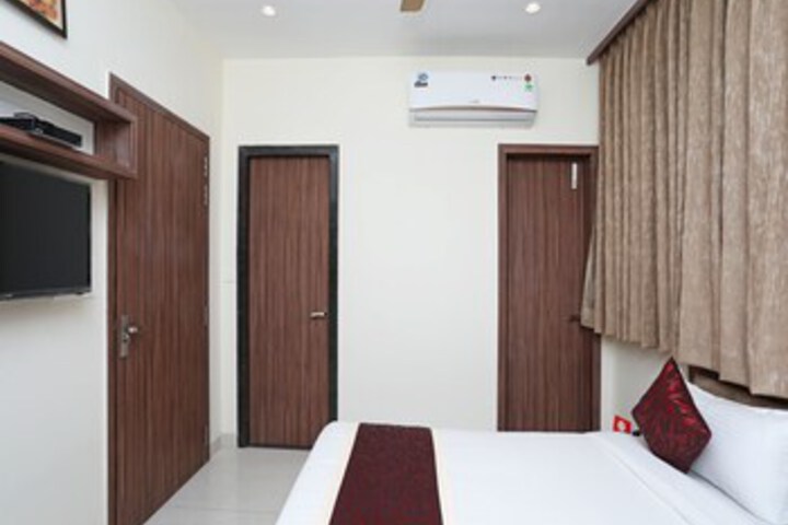 Room 17 of 21