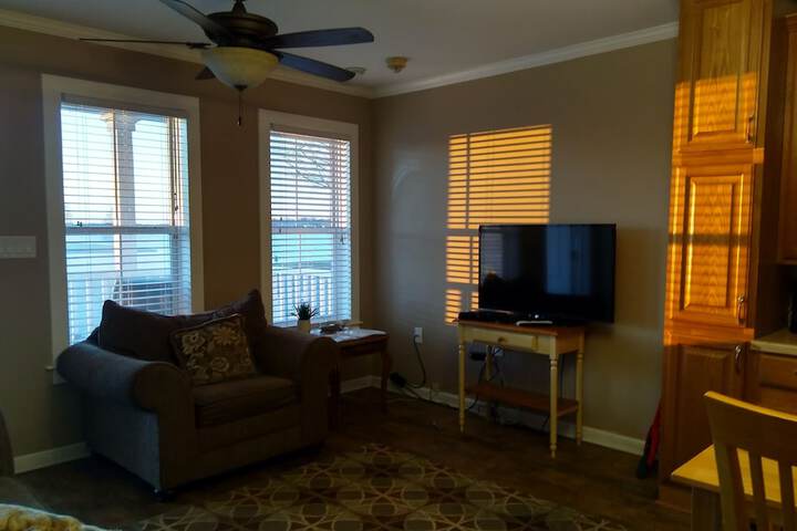 Room 10 of 36