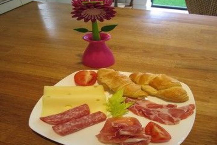 Dining 18 of 18
