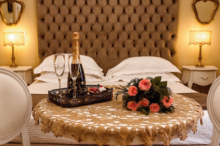 Room amenity