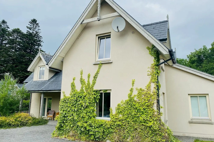 Detached 4 bedroom home just 2km from Kenmare