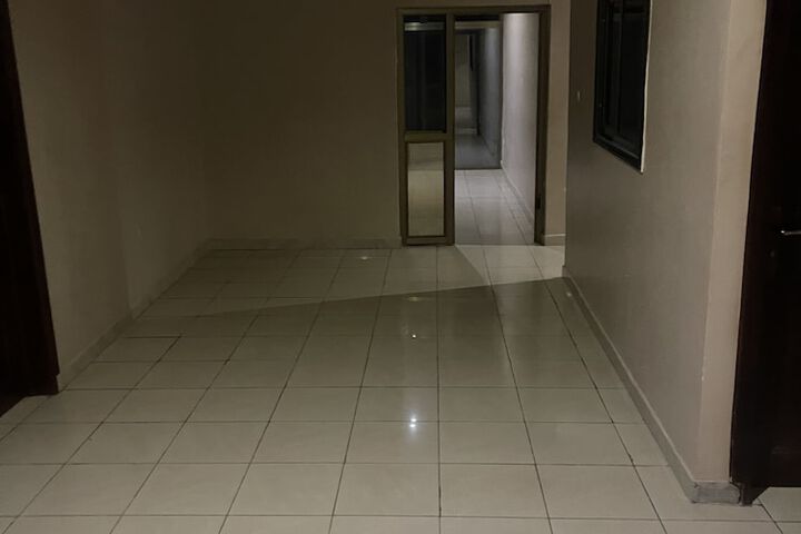 Room 10 of 25