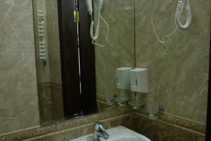 Room 7 of 21