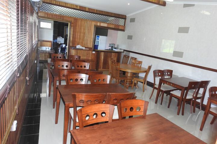 Breakfast/Coffee Service 13 of 28
