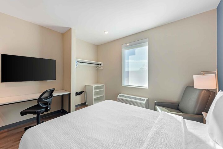 Room 16 of 63