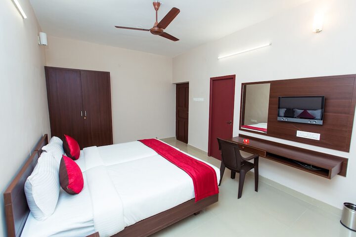 Room 9 of 19