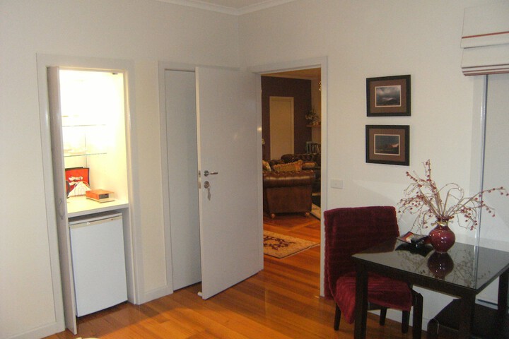 Room 17 of 24