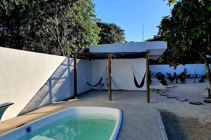 Pool 9 of 10