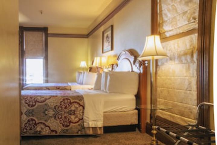 Room 25 of 150