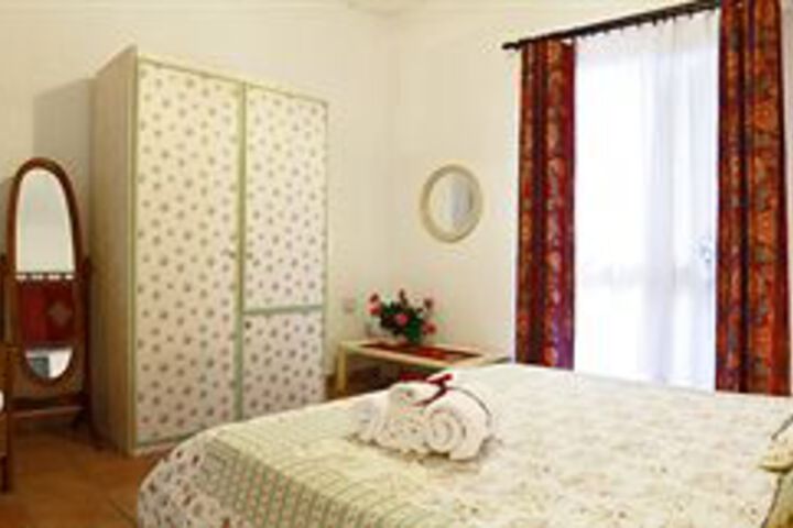 Room 22 of 33