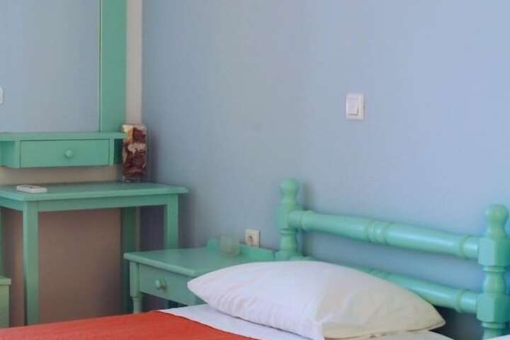 Room 9 of 45