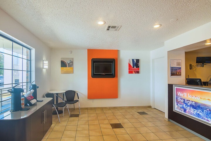 Hotel Interior 3 of 32