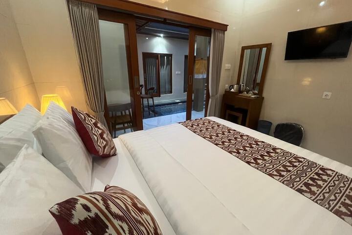 Room 8 of 24