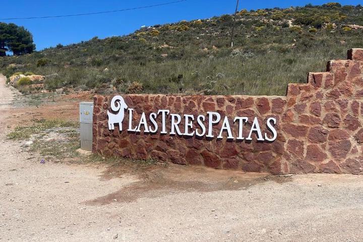 General 42 of 76