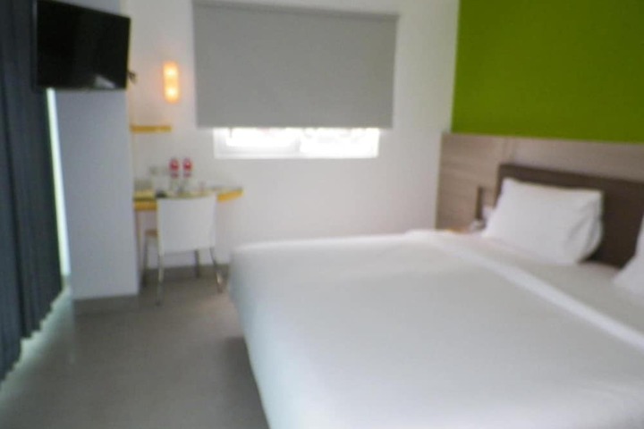 Room 14 of 46