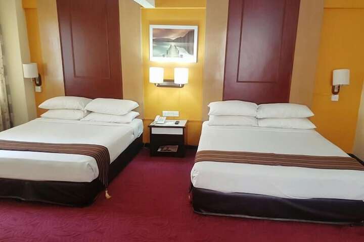 Room 17 of 48
