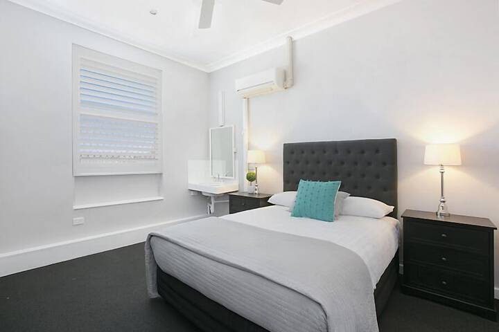 Room 8 of 45