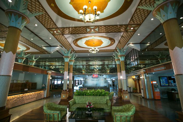 Guest Lobby