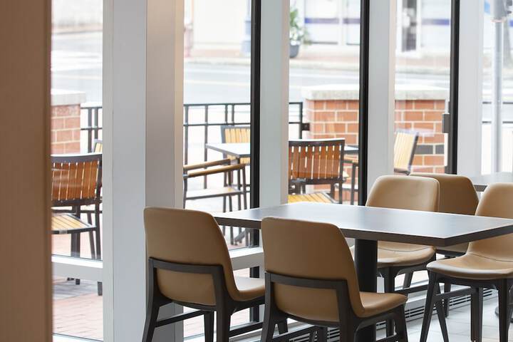 Breakfast area