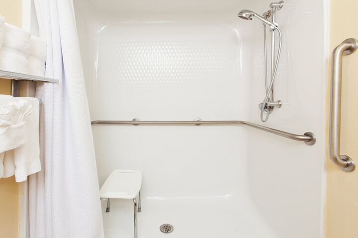 Standard King Bed Accessible (19 of 19)