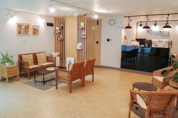 Guest Lobby