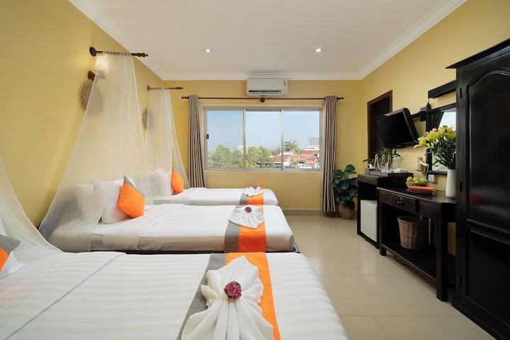 Room 21 of 52