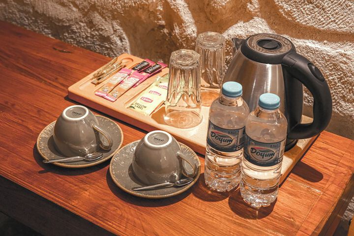 Breakfast/Coffee Service 80 of 119