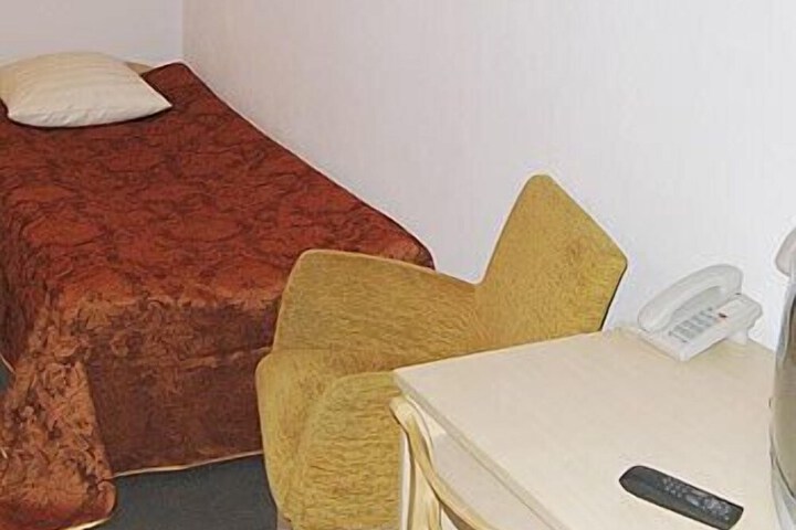 Room 18 of 51