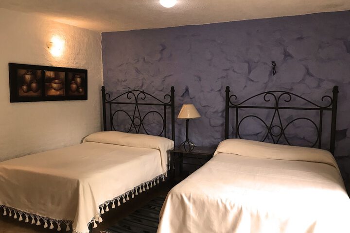 Room 6 of 31