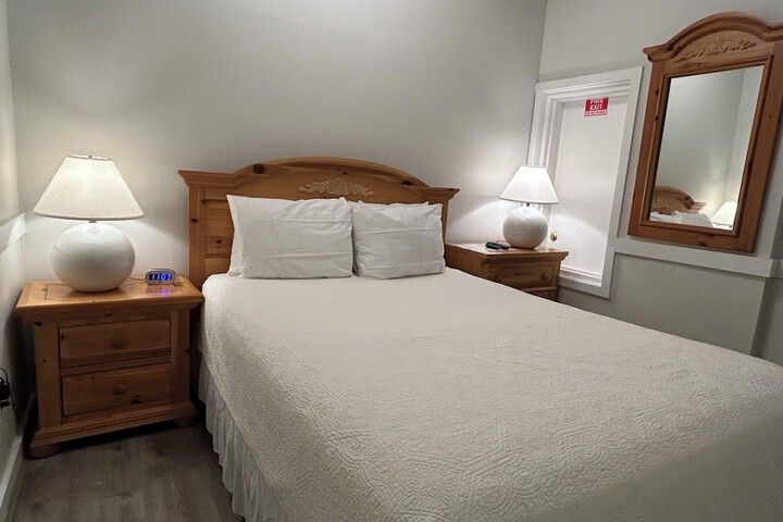 Room 149 of 212
