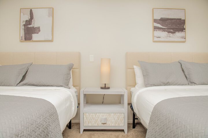 Room 6 of 24