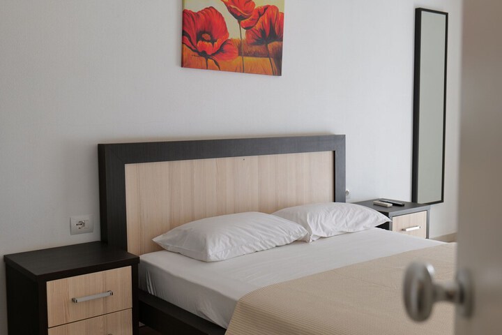 Room 35 of 108