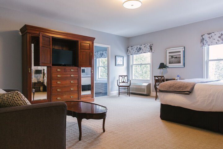 Room 60 of 174