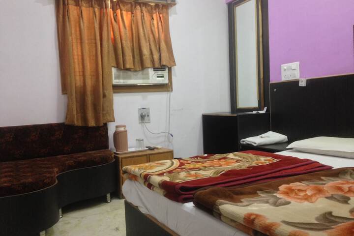 Room 7 of 58