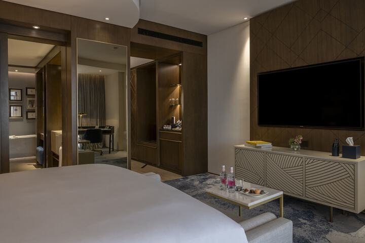Room 11 of 54