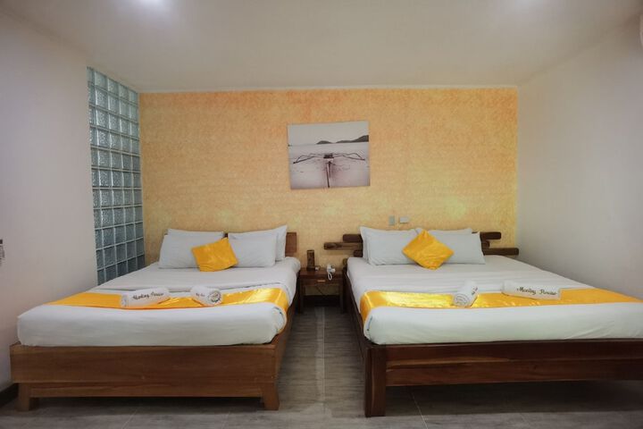 Room 12 of 72