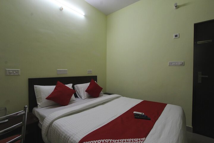 Room 17 of 24