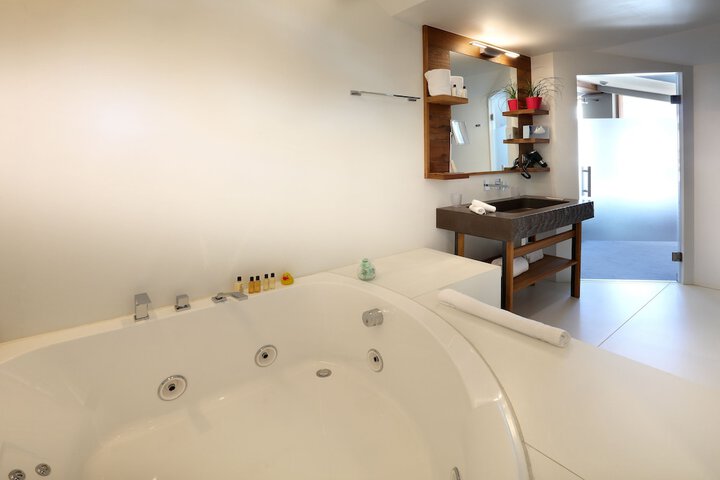 Hot Tub 135 of 172