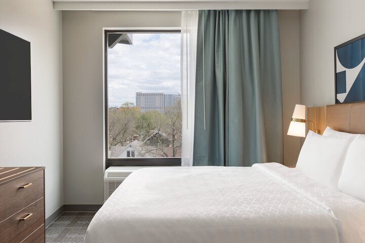 1 King Bed Studio Suite (16 of 31)