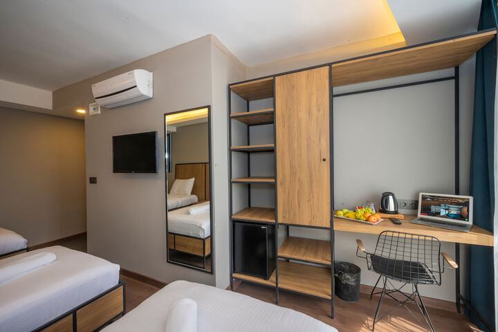Room 80 of 88