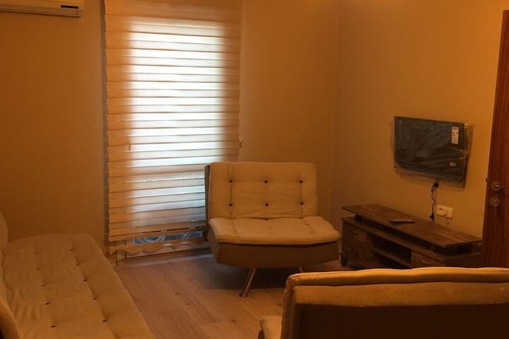 Room 6 of 13
