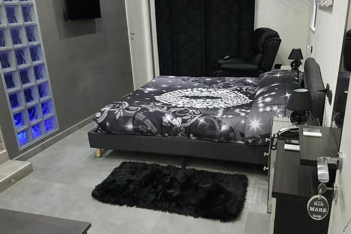 Room 9 of 45