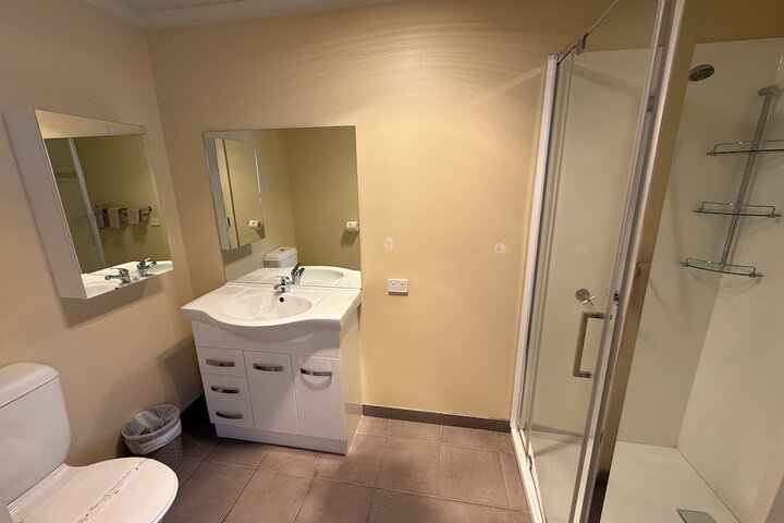 Room 53 of 64